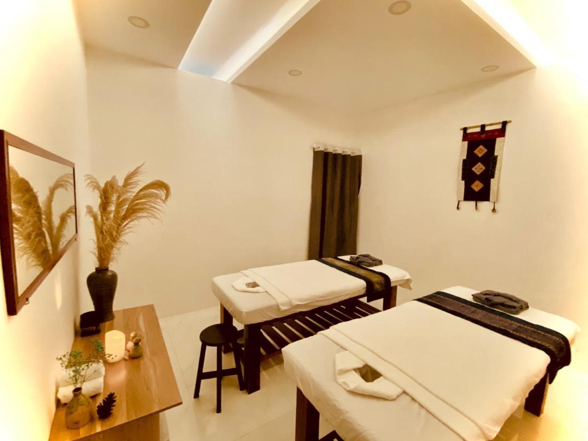 Herbs Spa & Hotel Grand World Phu Quoc Exteriör bild