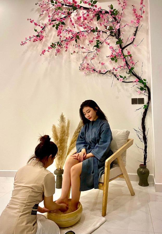 Herbs Spa & Hotel Grand World Phu Quoc Exteriör bild